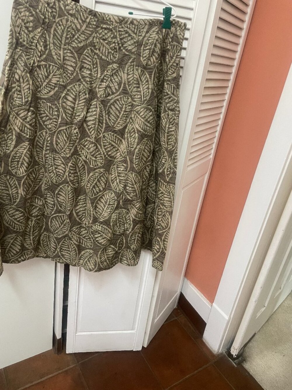 Fully lined 100% cotton skirt